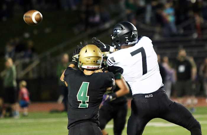 a Tualatin Jesuit football Oregon September 22 2023 Dan Brood 34